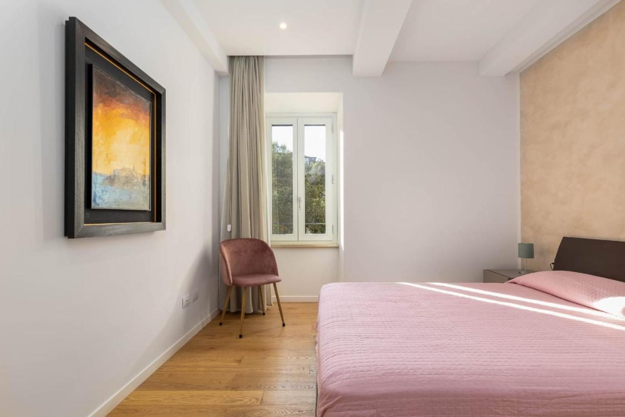 Siena Historic Center Stylish Flat With Balcony! Appartement Buitenkant foto