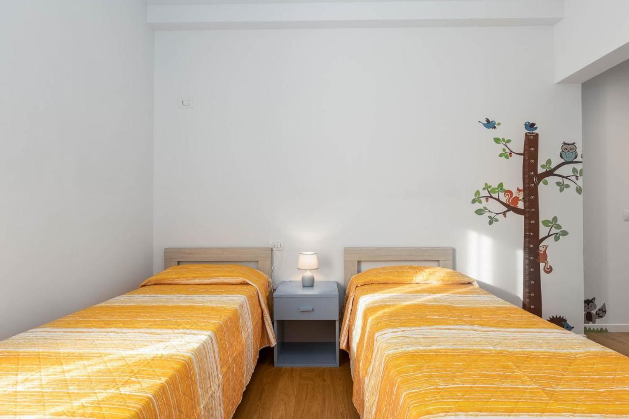 Siena Historic Center Stylish Flat With Balcony! Appartement Buitenkant foto