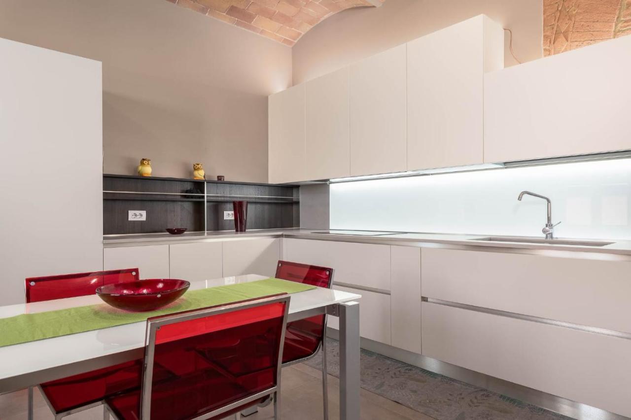 Siena Historic Center Stylish Flat With Balcony! Appartement Buitenkant foto